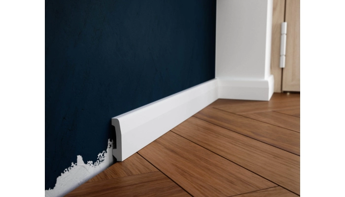 Listwa przypodłogowa Creativa PRO-106